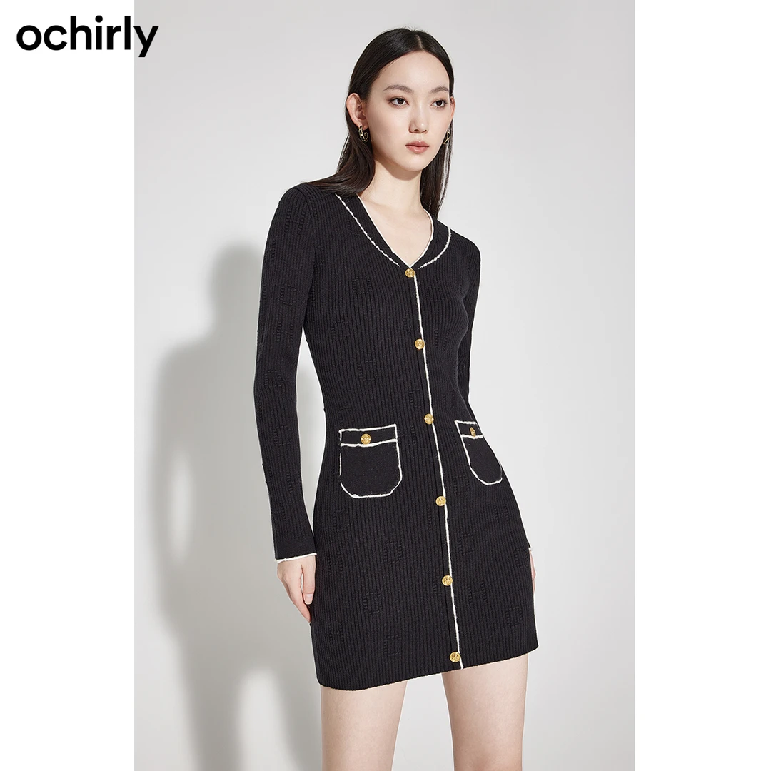 ochirly欧时力 短款针织连衣裙女春装v领撞色排扣设计感