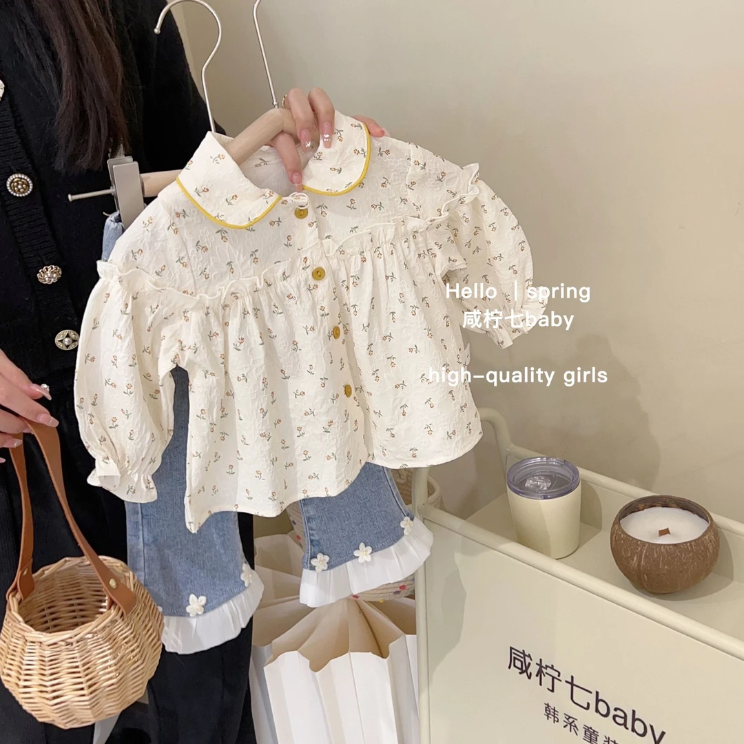 女童春秋套装2023新款宝宝碎花衬衫韩国儿童装穿搭春季牛仔喇叭裤