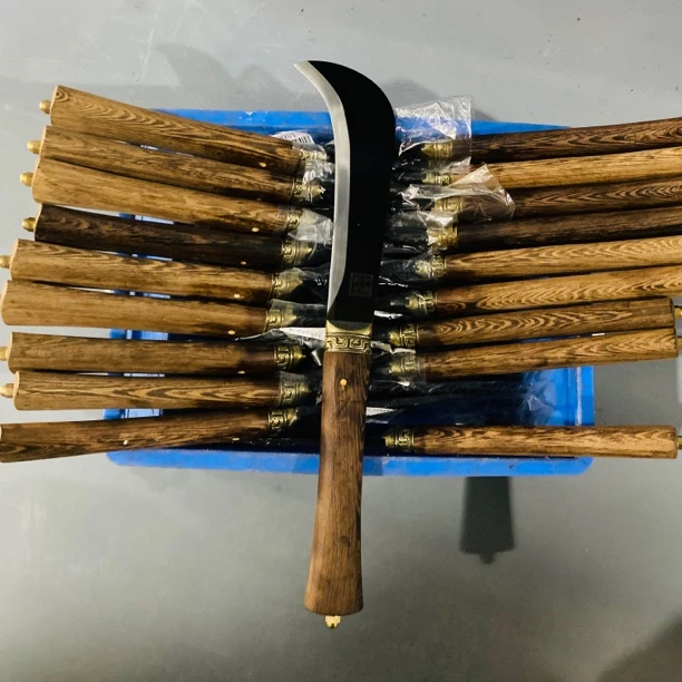 龙泉手工锻打家用户外园林开荒农用工具传统老式柴刀