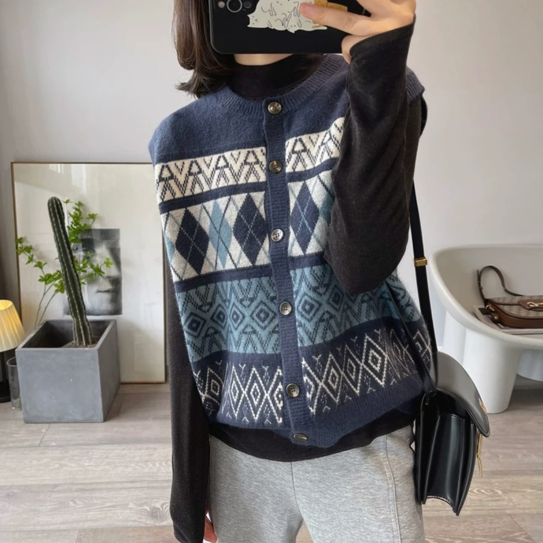 复古菱形提花针织毛衣马甲女秋冬季背心外穿新款宽松韩版坎肩上衣