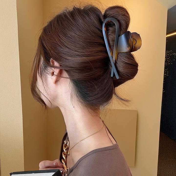 简约耐看~复古亚克力抓夹女2024新款高J感鲨鱼夹大号发夹后脑勺