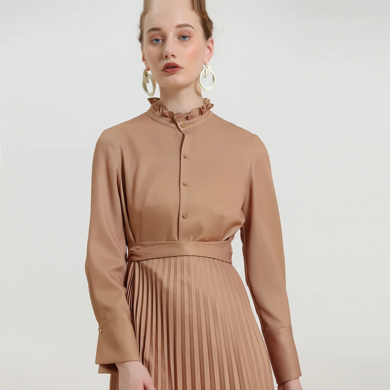 莱芙·艾迪儿【罗马剧场】设计感时尚褶皱简约中长袖连衣裙1D4L94068