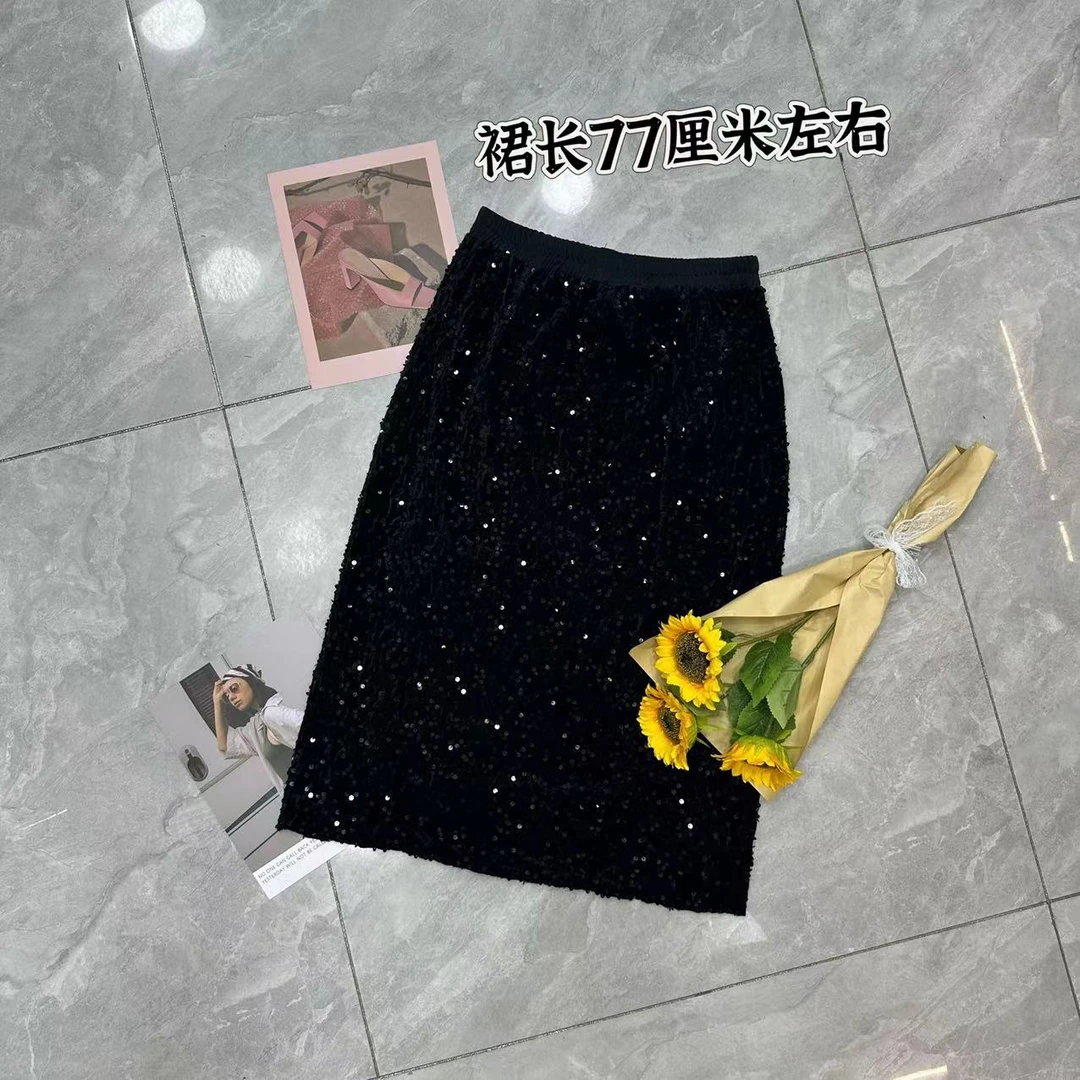 淇淇大码丝绒亮片显瘦半身裙女春秋黑色长裙新款显贵直筒开衩裙子
