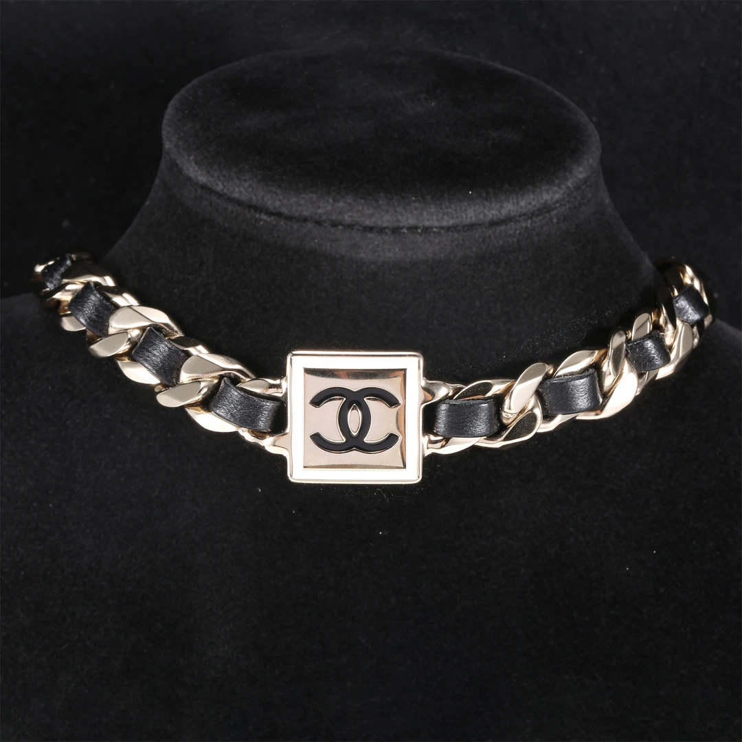 99新 Chanel/香奈儿 -100 小花6娜P234347179方牌皮穿链choker