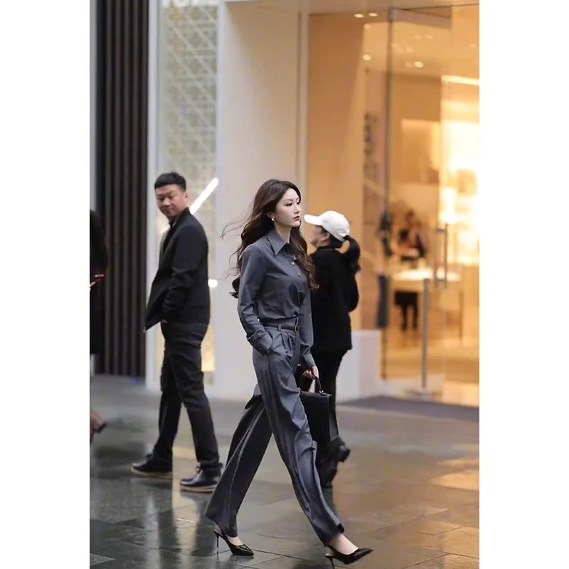 今年流行气质通勤时尚网红炸街套装2025新款长袖衬衫阔腿裤两件套