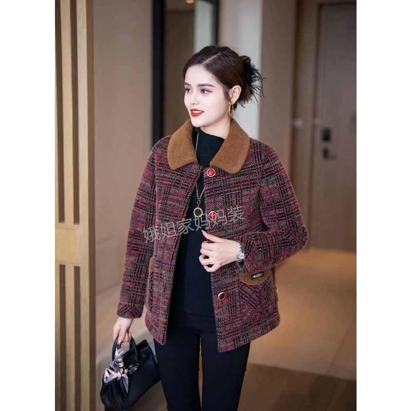 【红窗品牌】妈妈装秋冬中老年装格子加绒加厚休闲气质保暖短外套62