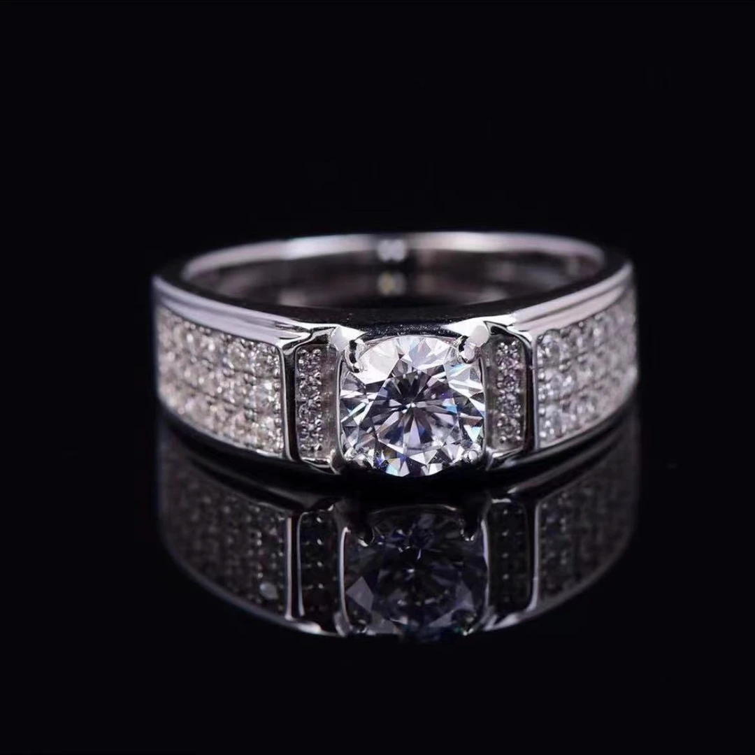 925银莫桑石戒指 窄版满天星男戒时尚经典豪华满钻镶嵌莫桑钻银戒