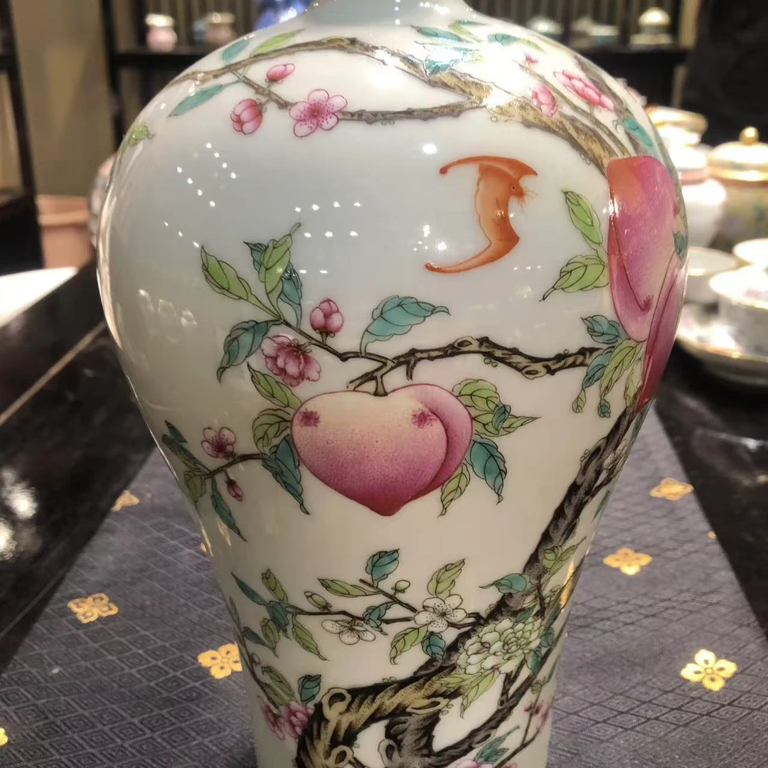 景德镇陶瓷粉彩梅瓶