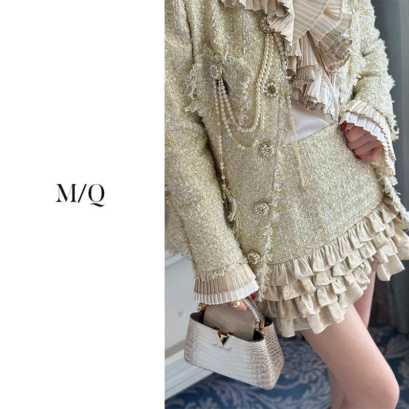 M/Q〔香颂巴黎〕重工压褶荷叶边小香半裙MQ8130