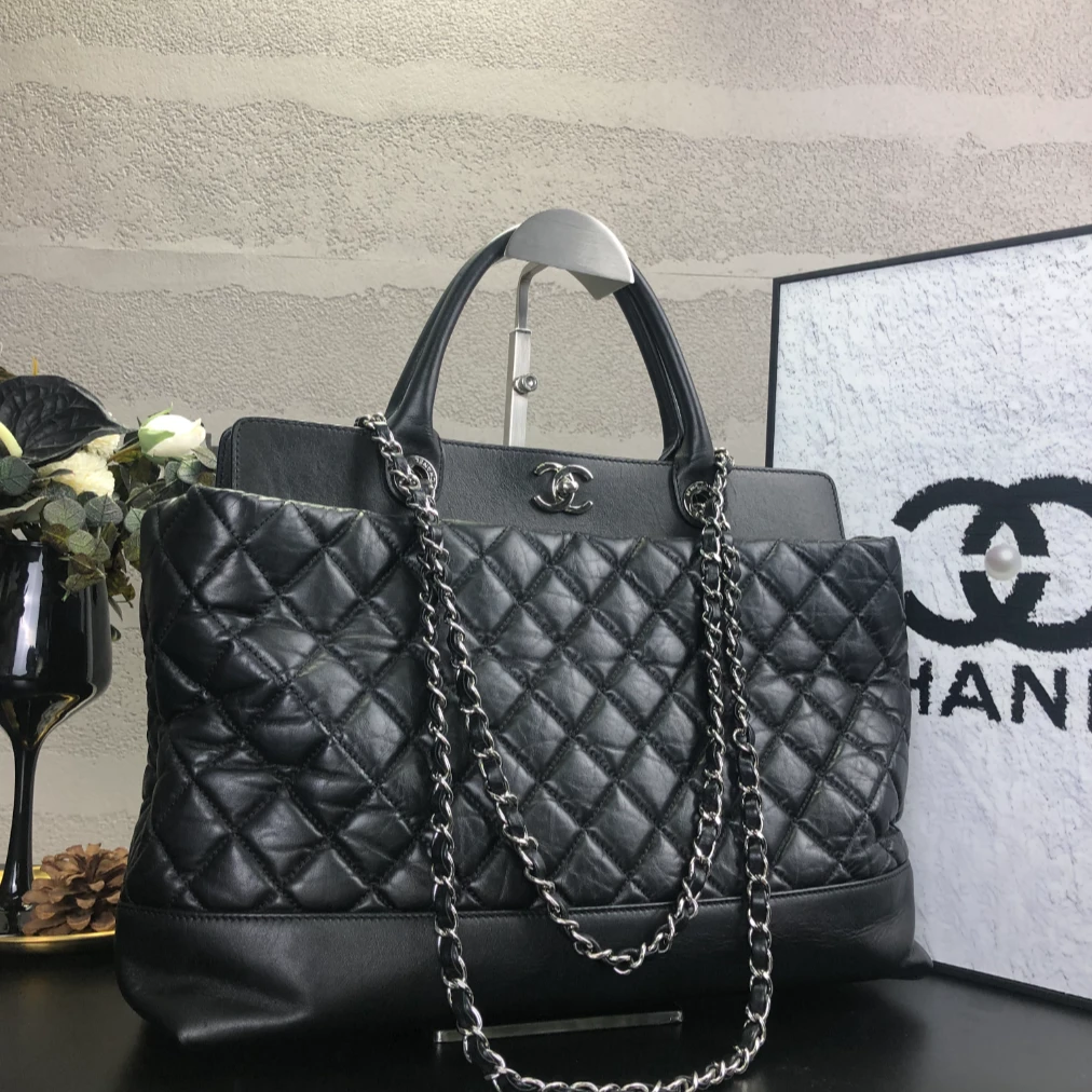 95新 Chanel/香奈儿 黑银菱格夹子手提单肩大托特 底长36 17开