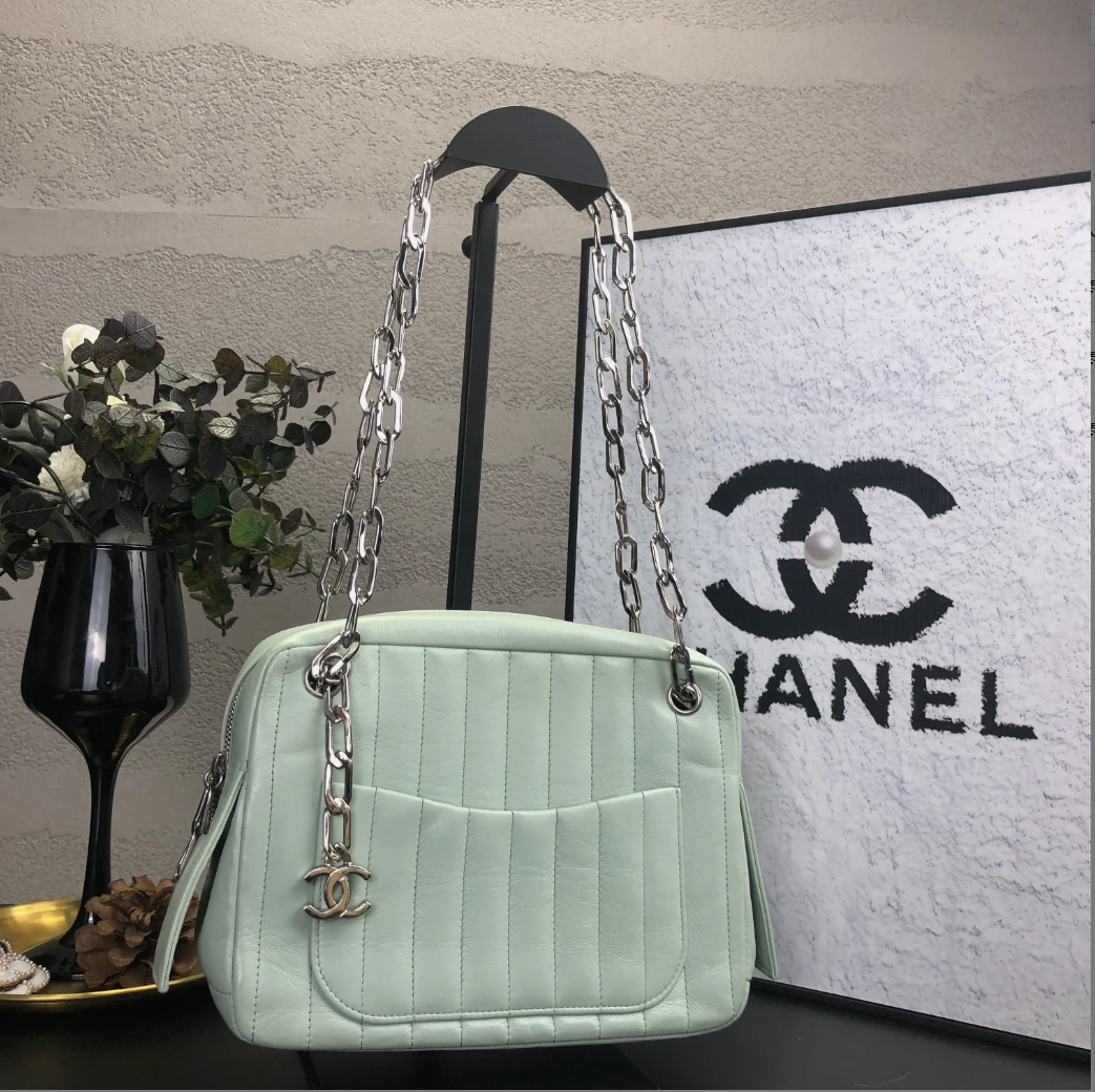 95新 Chanel/香奈儿 薄荷绿吐司竖纹单肩链条包 底长19.5 10开