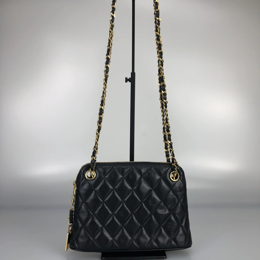 95新 Chanel/香奈儿 黑金菱形格贝壳斜挎单肩包 0开带卡 底长22