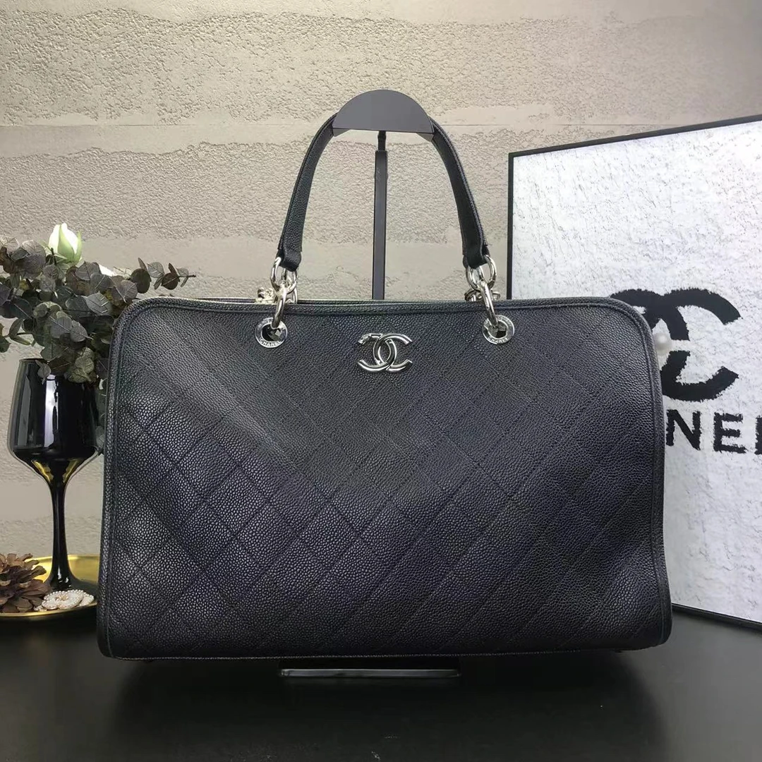 95新 Chanel/香奈儿 黑银鱼子酱保龄球托特包 底长36 24开