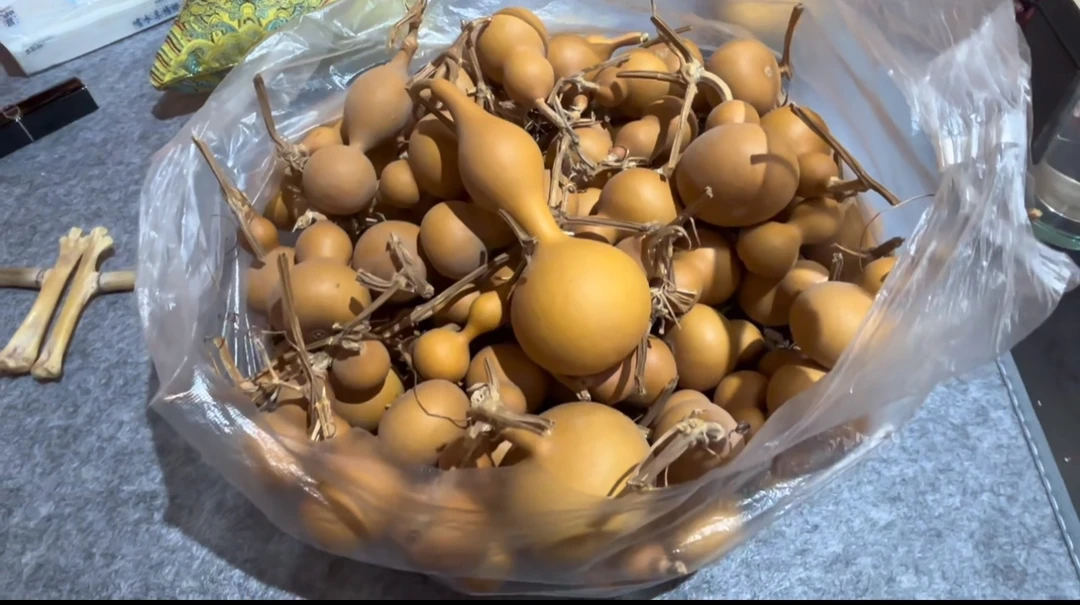 小美果葫芦老皮带龙头  精挑两把带龙头