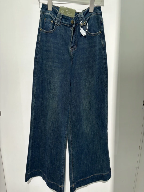 实体店孤品牛仔裤直播