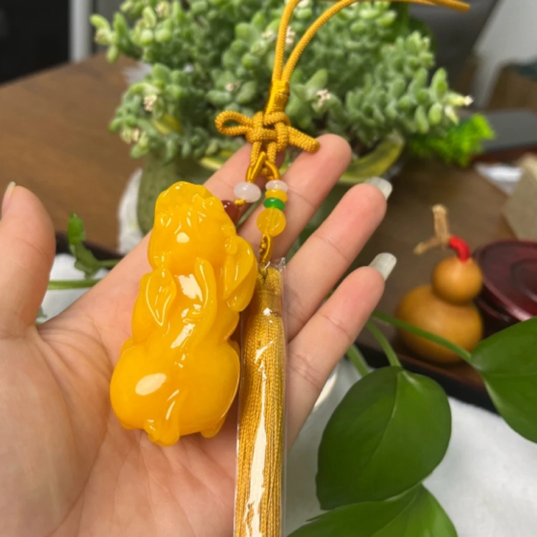 W093古巴新密精美貔貅手把件