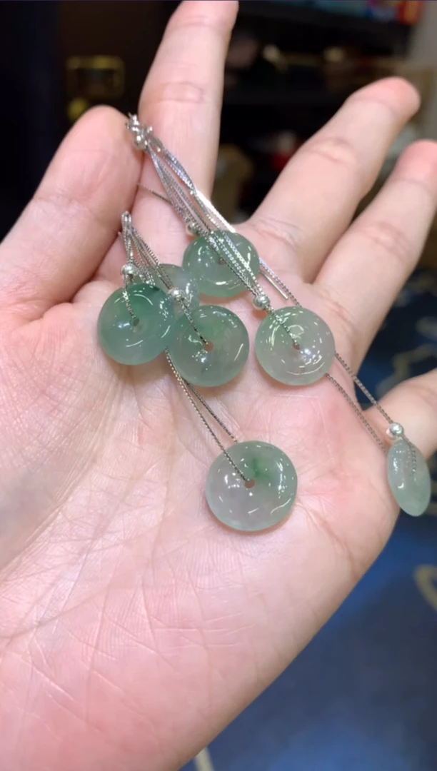 【闪购商品】定制翡翠未镶嵌1-扣子(多样性发货)