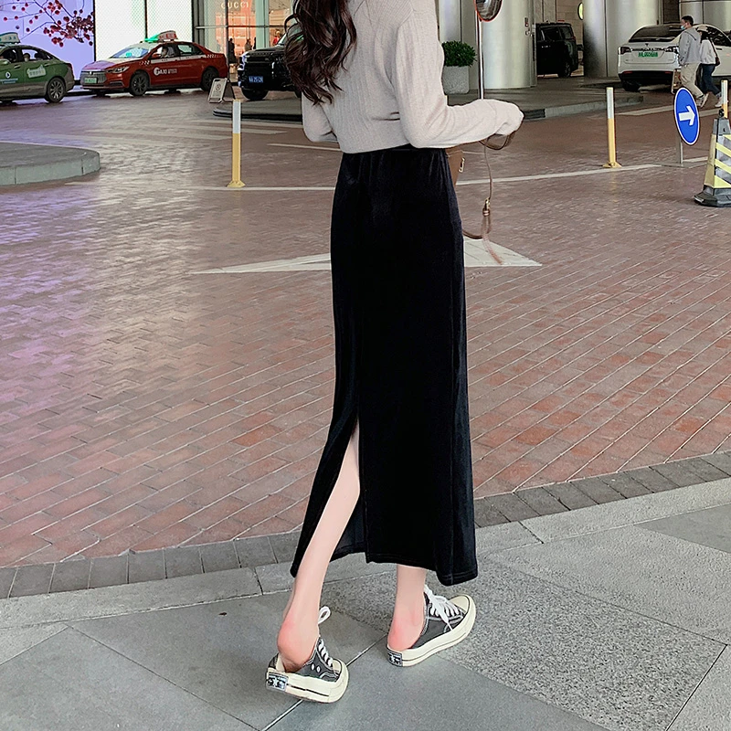 丝绒半身裙女褶皱设计款包臀半裙24春秋季高腰气质显瘦开叉一步裙