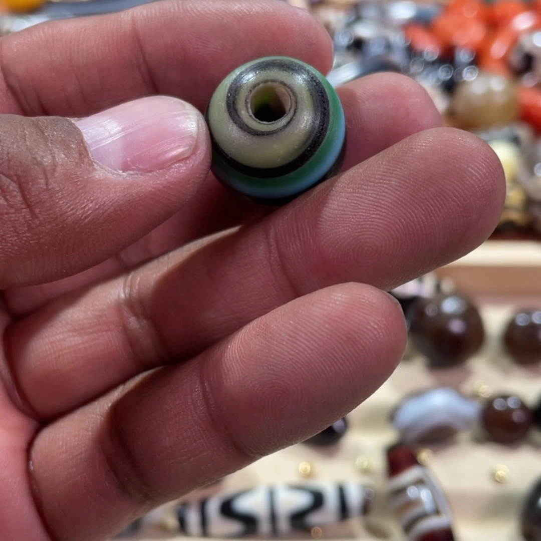 【闪购商品】琉璃颈饰