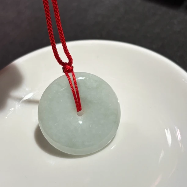 翡翠冰润平安扣吊坠