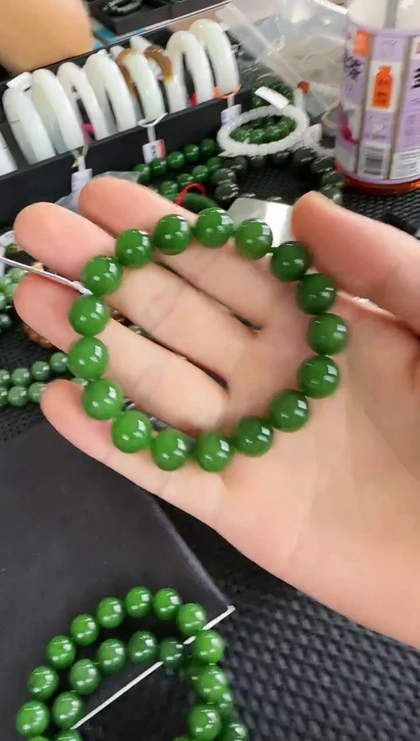 【闪购商品】和田玉（碧玉）约12mm手串未镶嵌七号矿红皮老料