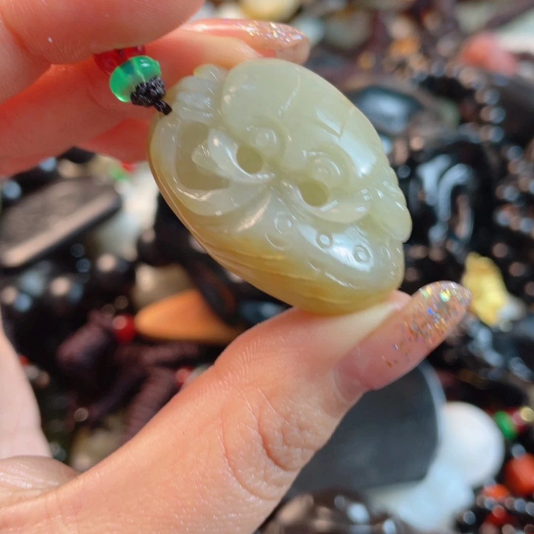 【闪购商品】和田玉（糖玉）颈饰未镶嵌