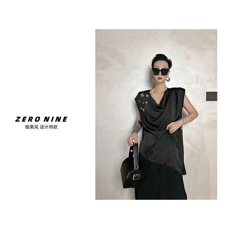 Dan Dan 缎料高级感坎肩金扣衬衫女