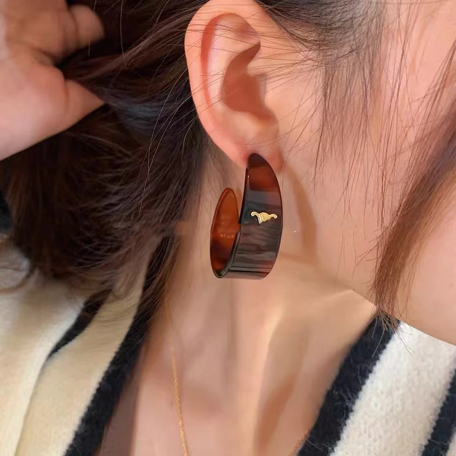 铜合金耳饰 时髦玳瑁色凯凯C形耳圈-8002