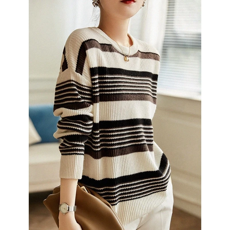 条纹针织圆领上衣长袖宽松秋冬套头时尚休闲复古慵懒风