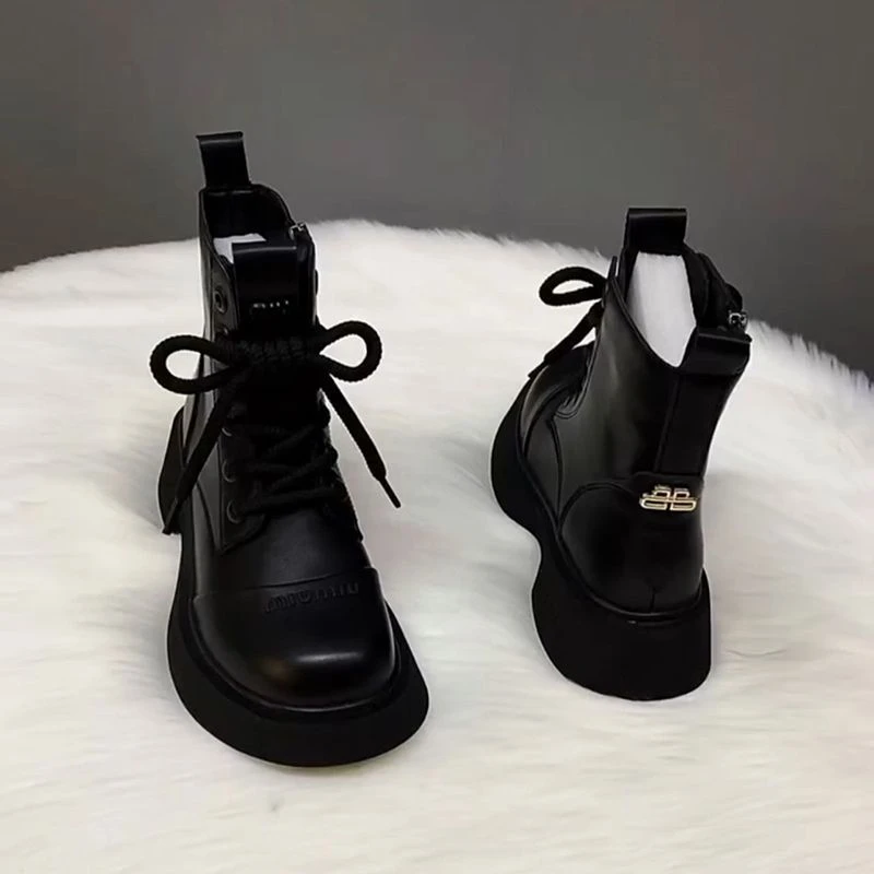 爆款马丁靴女鞋新款秋冬加绒时尚厚底英伦风短靴增高美拉德靴子女