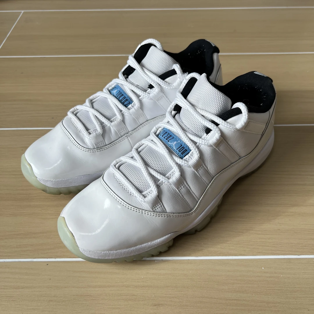 AJ11 low传奇蓝 鞋码42.5/9新/公价1599