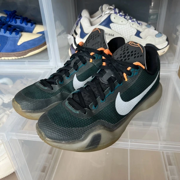 95新 NIKE/耐克 科比10飞行 鞋码44/95新 705317-308