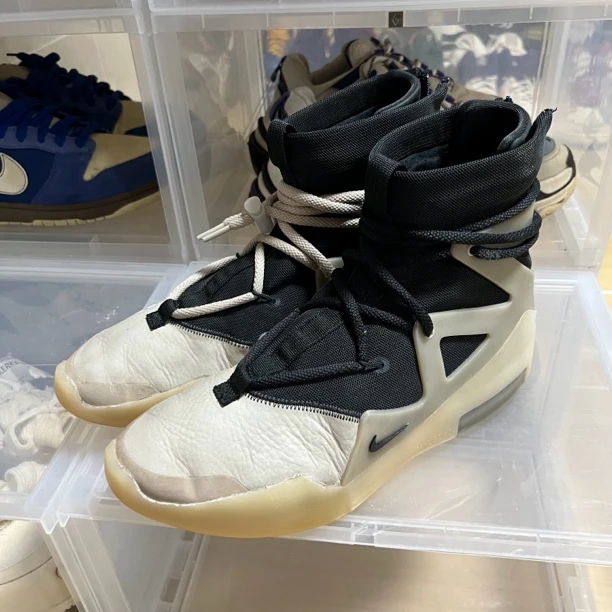 Fog1代 燕麦黄 鞋码42/9新原盒/公价3678 AR4237-902