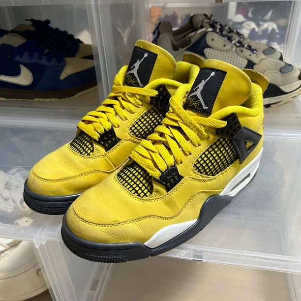 Aj4 电母 鞋码43/95新原盒/公价2789 CT8527-700