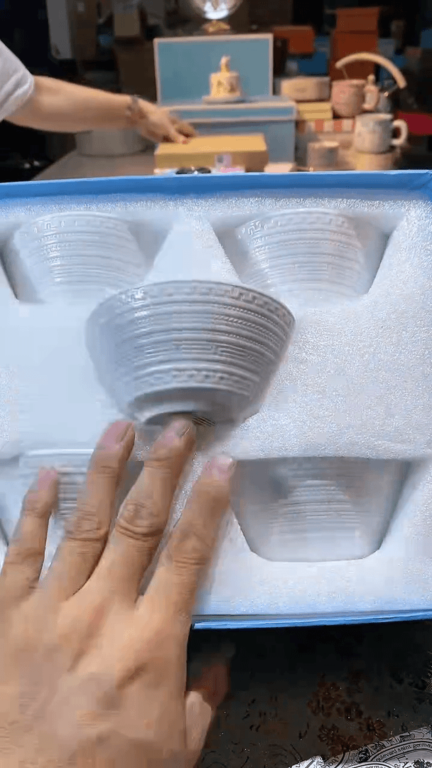 【闪购商品】瓷片新到香水！全部地板价