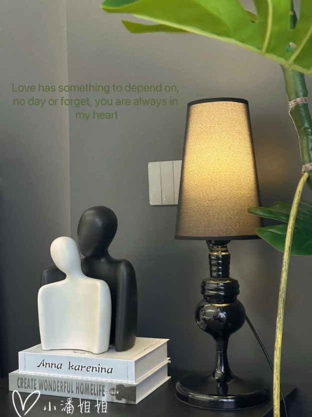 家居现代简约象人物摆件电视柜酒柜玄关情侣拥抱艺术装饰品