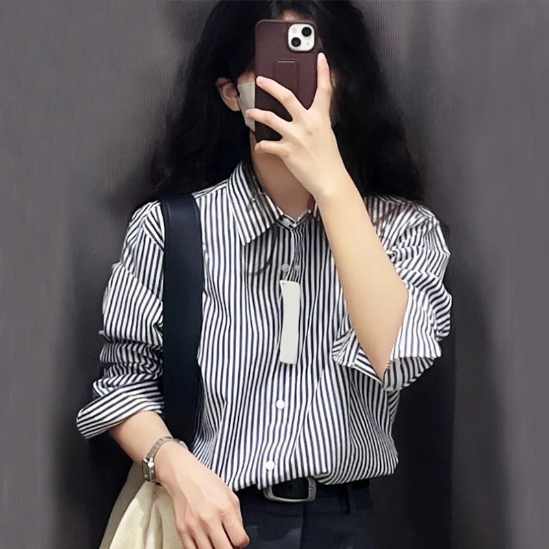 夏宽松条纹衬衫女款外穿显瘦休闲时尚衬衣法式小众设计感意式上衣