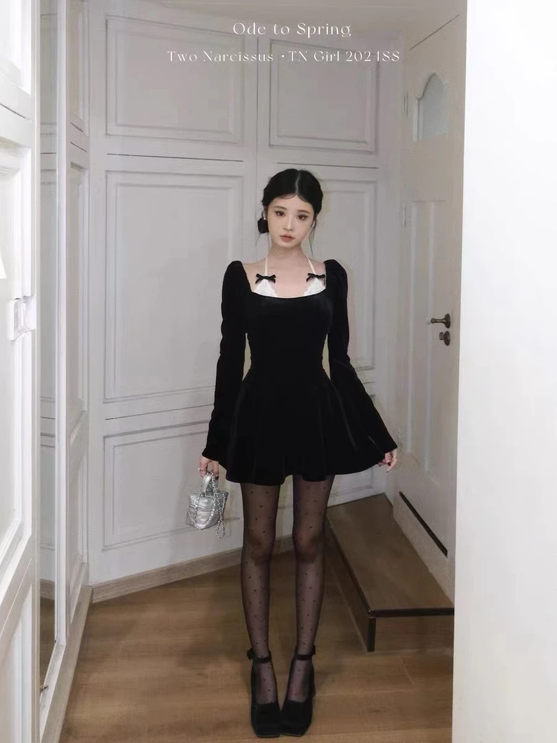 两只水仙小赫本 假两件连衣裙学院收 腰小黑裙蕾丝蝴蝶结富家千金