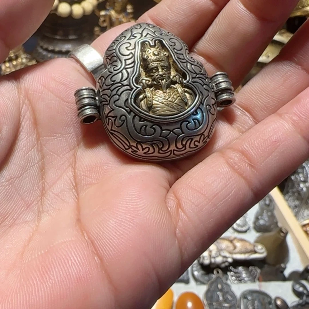 【闪购商品】青铜我***哥