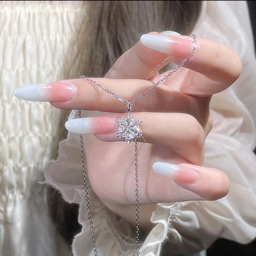 合金吊坠 冬日气质雪花项链女小众满钻设计锁骨链简约坠链甜酷