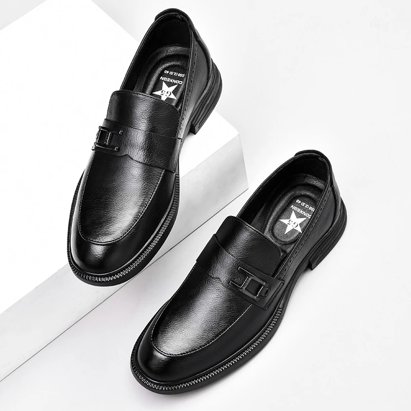 休闲男皮鞋男士春季正装商务鞋时尚百搭舒适透气软底一脚蹬男款