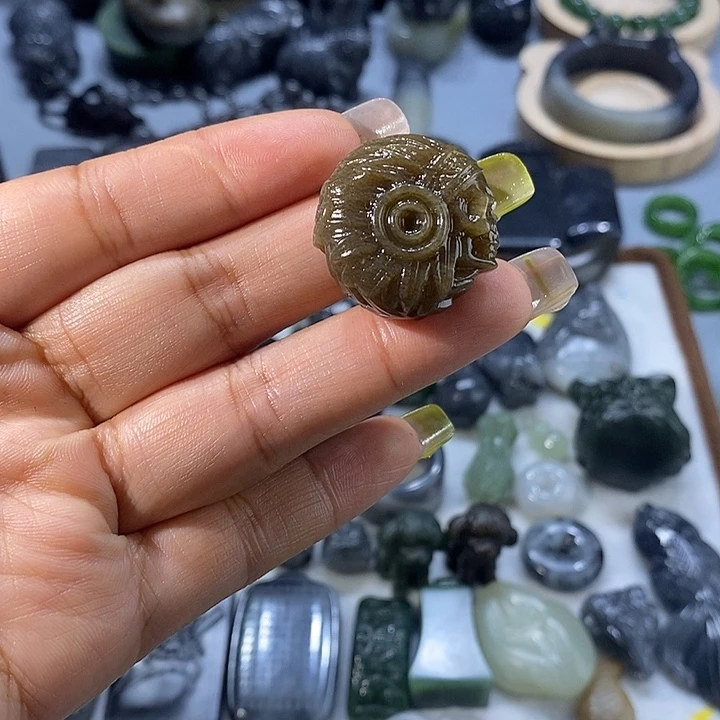 和田玉挂件未镶嵌