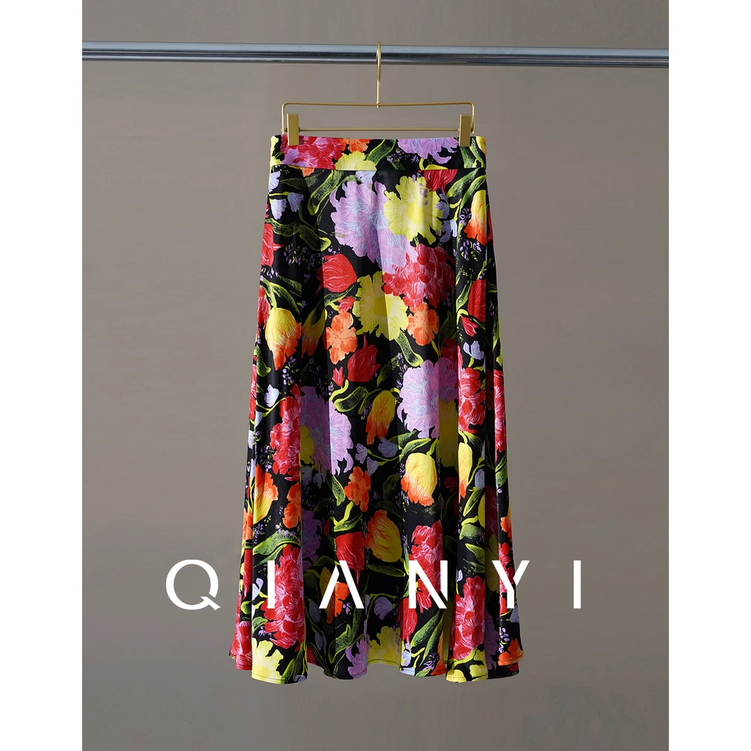 纤屹2024新款夏季轻奢醋酸高级感碎花遮肚子显瘦a字半身裙女装