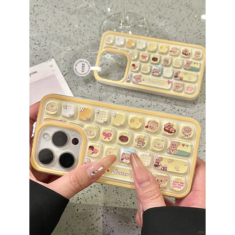 BANCA创意黄油小熊立体键盘壳适用苹果16promax手机壳15/14/13/12