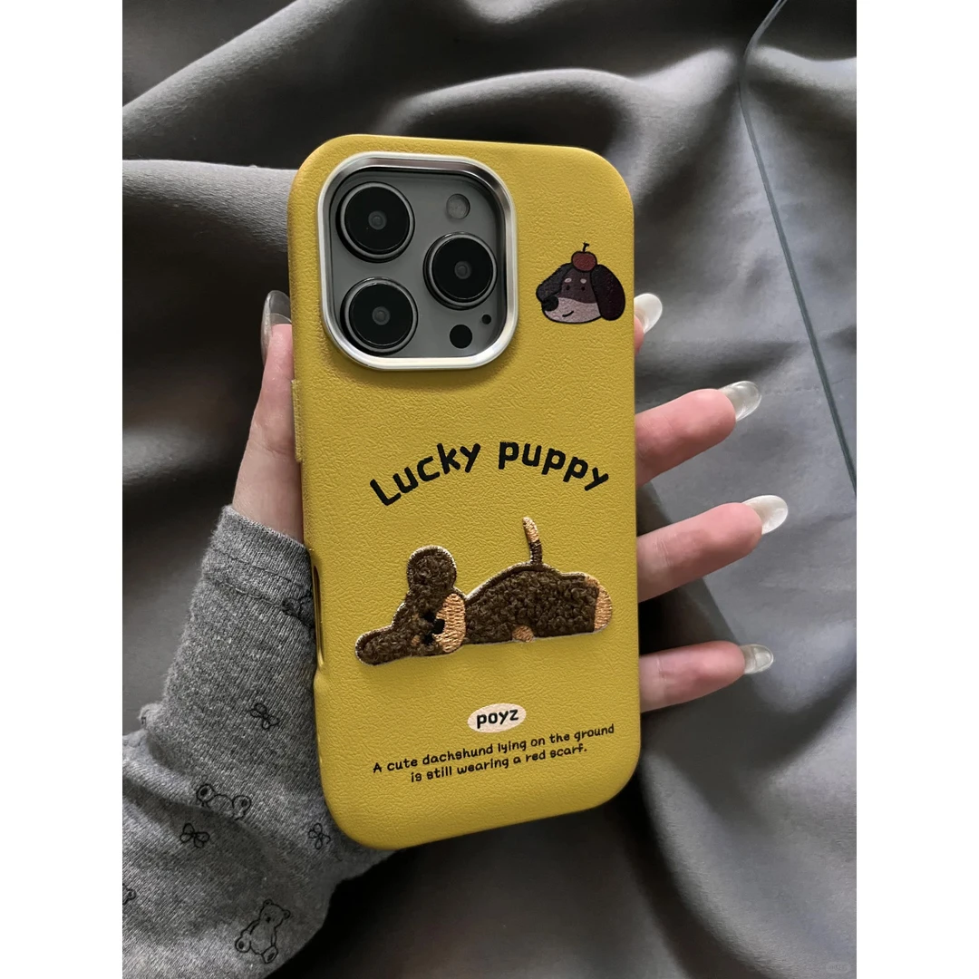 BANCA刺绣腊肠狗皮纹适用苹果16手机壳iphone15/14金属框13可爱12