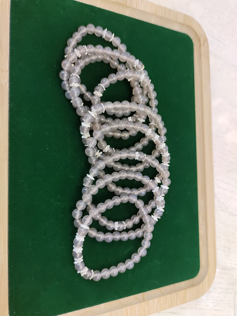 玛瑙手串6mm灰冰个性手串 随机配饰（多样性随机发一）