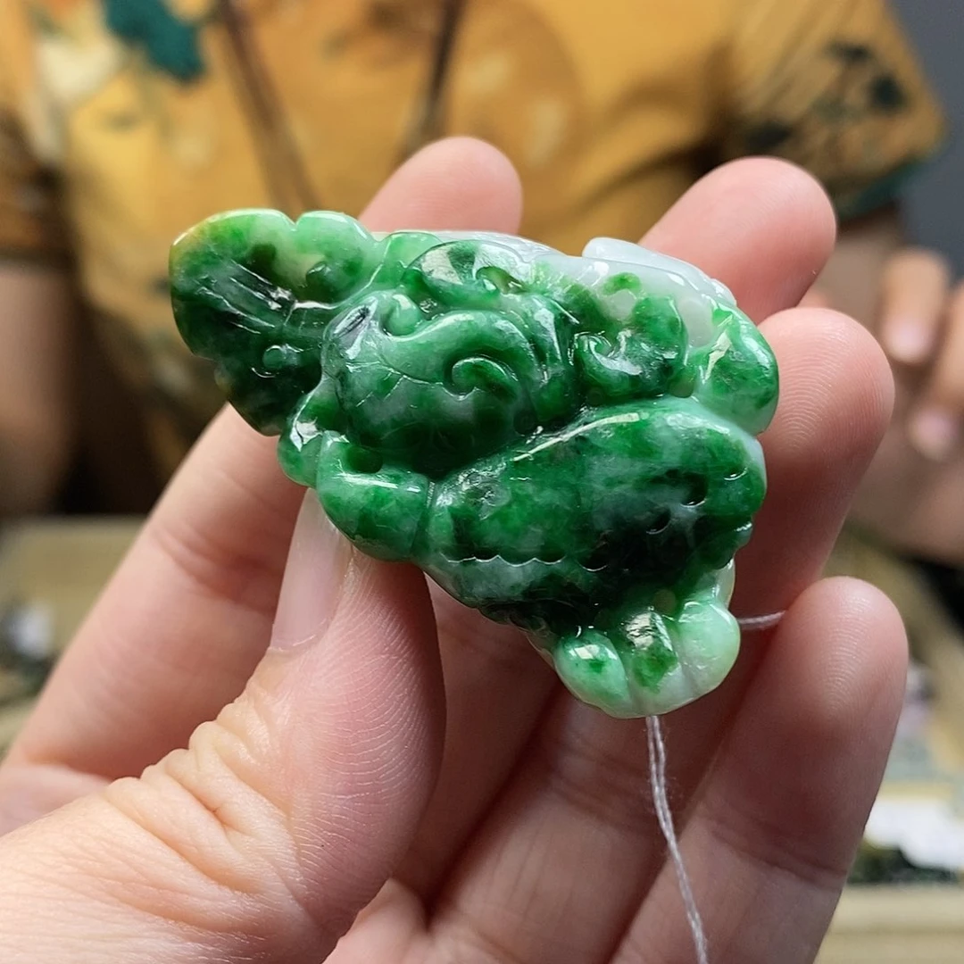 翡翠颈饰未镶嵌挂件