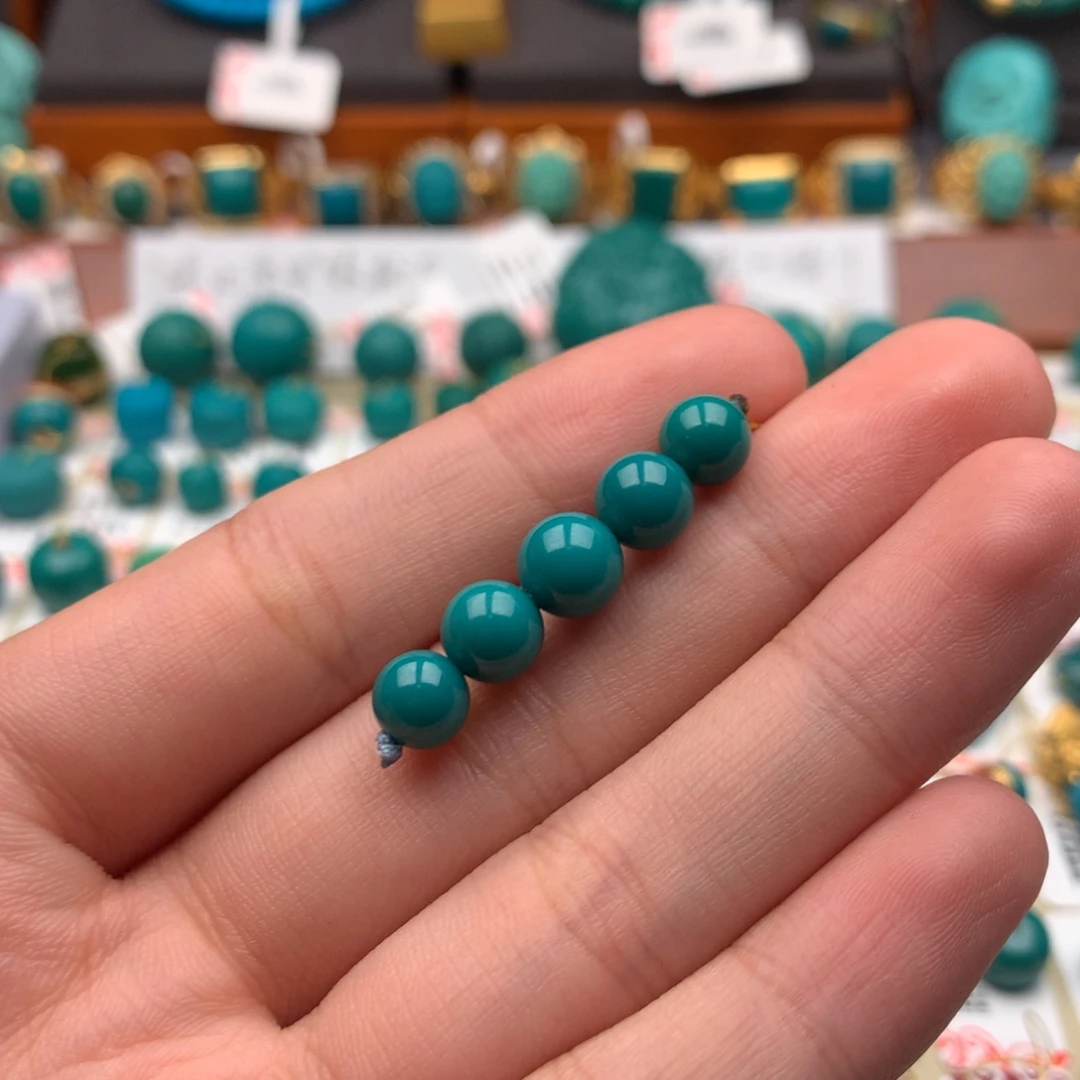 绿松石配饰未镶嵌曹*大