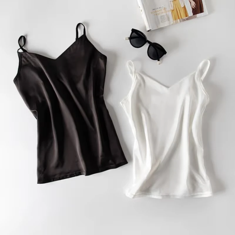 模特同色偏小送大一码