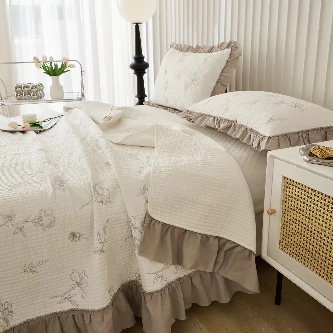 韩式夹棉加厚加大榻榻米床盖简约外贸全棉刺绣绗缝可机洗四季可用